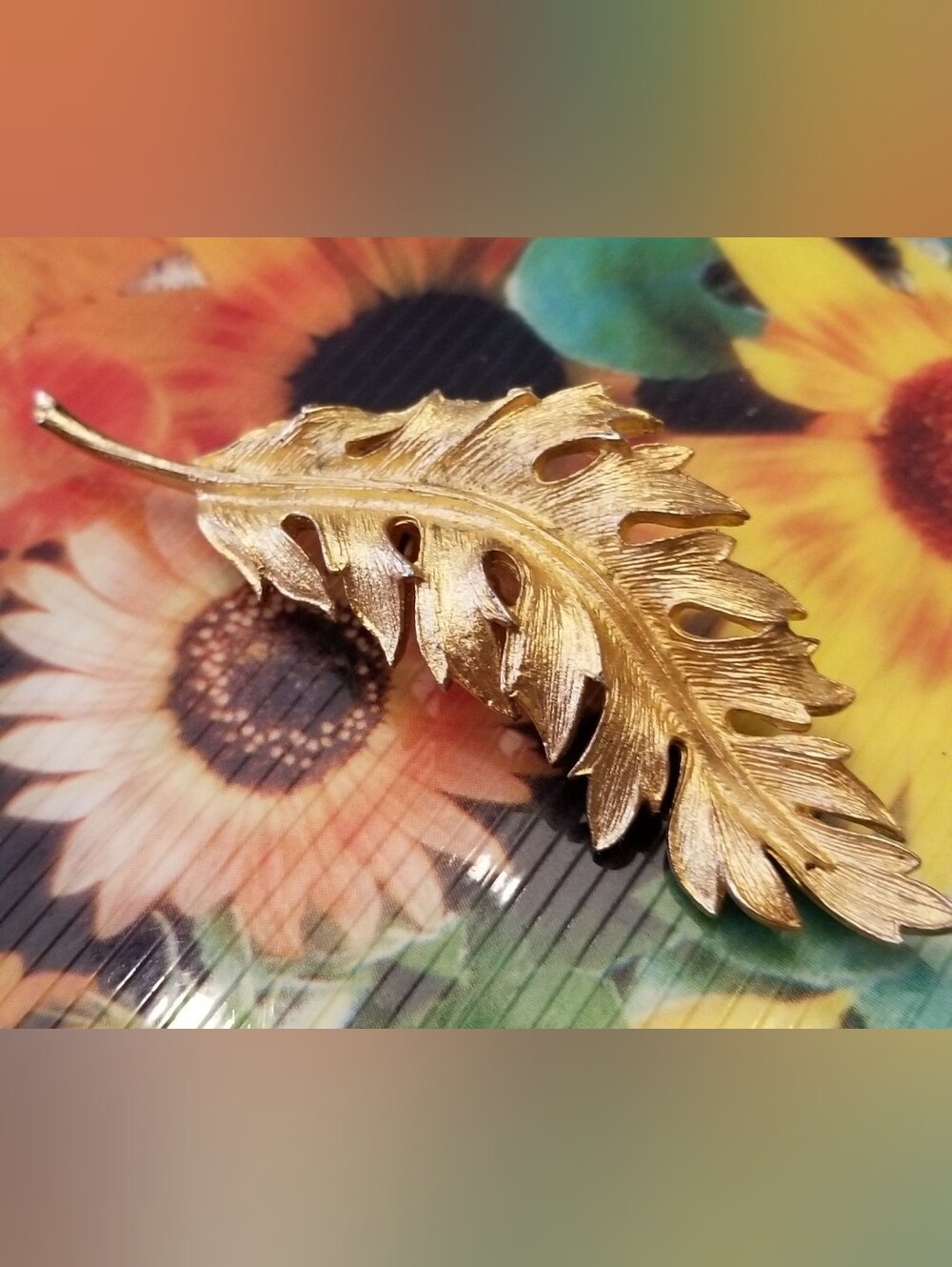 Vintage Coro Fall Leaf Gold Tone Brooch Pin